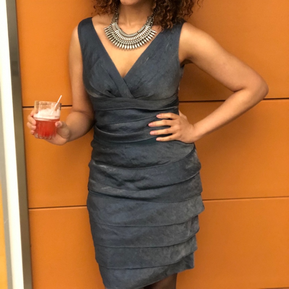 Cute cocktail dress only worn jeans once!